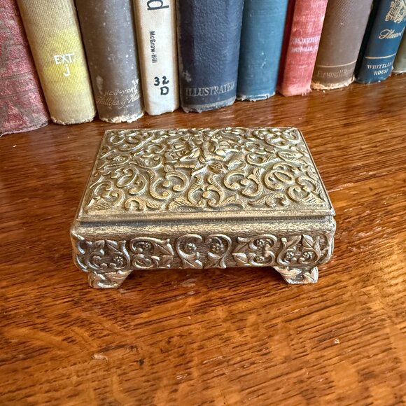 Vintage Hollywood Regency Trinket Box - Picture 3 of 10